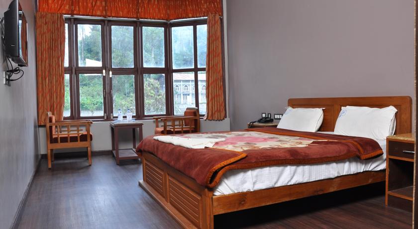 Hotel Grand Paradise Inn